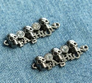 Oznaka metalnog šivaćeg metala s lubenicom s rhinestonom